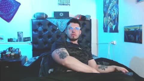 Snapshot of brad_hot_boy chatting on October 11, 2025, 9:46 pm brad hot boy online show from October 11, 2025, 9:46 pm