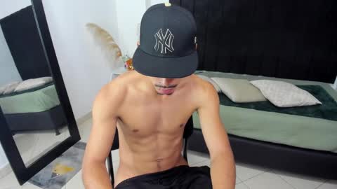 Snapshot of brad_usma chatting on March 1, 2025, 3:53 am BRAD USMA online show from March 1, 2025, 3:53 am