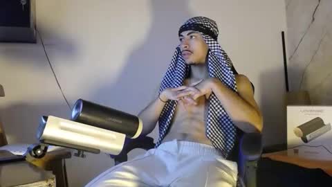 Snapshot of brad_usma chatting on November 4, 2025, 5:12 pm BRAD USMA online show from November 4, 2025, 5:12 pm