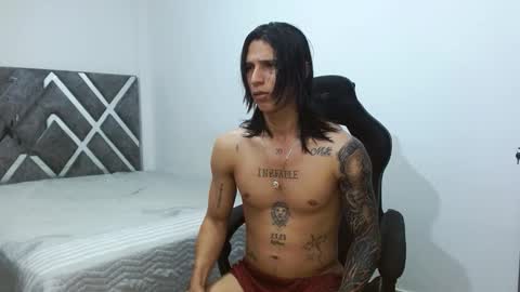 Snapshot of brad_wesley__ chatting on November 18, 2025, 8:35 pm Brad online show from November 18, 2025, 8:35 pm