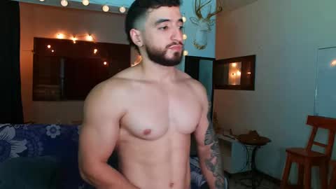 Snapshot of bradley_martinez chatting on December 1, 2024, 11:58 pm Bradley Martinez online show from December 1, 2024, 11:58 pm