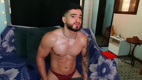 Snapshot of bradley_martinez chatting on December 2, 2024, 8:55 pm Bradley Martinez online show from December 2, 2024, 8:55 pm
