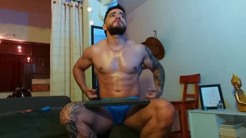 Snapshot of bradley_martinez chatting on January 11, 2025, 12:22 am Bradley Martinez online show from January 11, 2025, 12:22 am