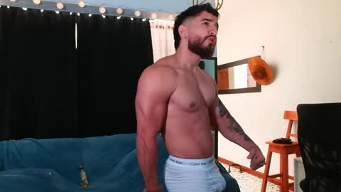Snapshot of bradley_martinez chatting on February 1, 2025, 1:51 pm Bradley Martinez online show from February 1, 2025, 1:51 pm