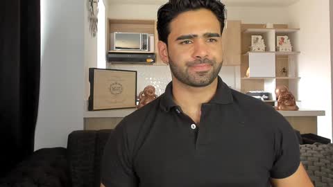 bradleymartin7 online show from January 25, 2025, 8:42 pm