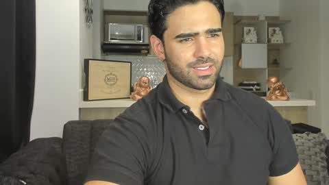 bradleymartin7 online show from January 25, 2025, 11:43 pm