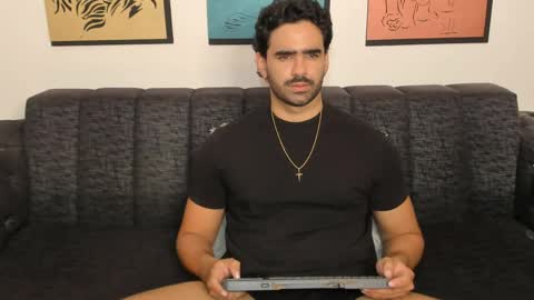 bradleymartin7 online show from April 22, 2026, 1:08 am