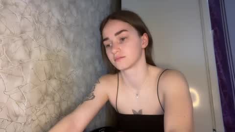 Kate online show from April 26, 2026, 5:21 pm