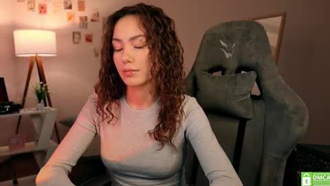 Snapshot of branchwithflowers chatting on November 5, 2025, 11:32 am Lilly online show from November 5, 2025, 11:32 am