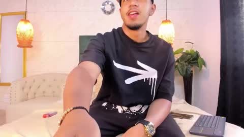 Brand  online show from November 20, 2025, 12:49 pm