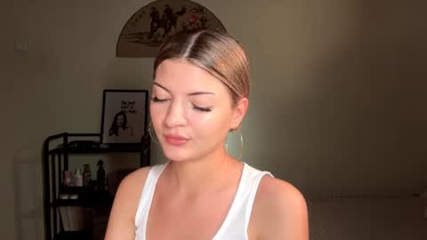 Snapshot of brandielamarra chatting on August 7, 2026, 7:43 am Adele online show from August 7, 2026, 7:43 am