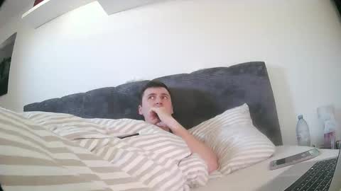 brandinator__cb online show from March 23, 2026, 8:18 am