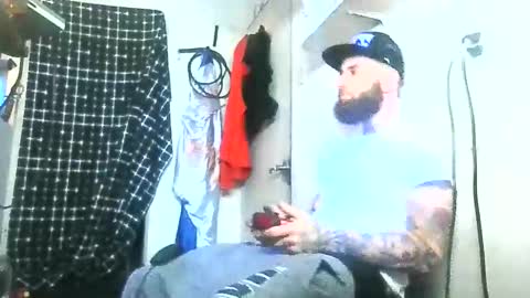 brandonchampagne7 online show from December 21, 2025, 4:03 pm