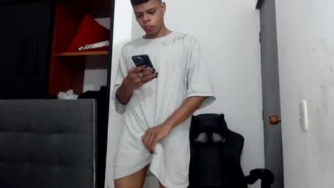 Snapshot of brandonstond chatting on October 23, 2025, 3:22 pm Brandon online show from October 23, 2025, 3:22 pm
