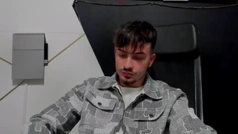 Snapshot of brandontatex chatting on May 7, 2026, 6:57 pm BrandonTateX online show from May 7, 2026, 6:57 pm