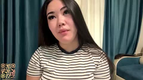 Aypril   online show from November 1, 2025, 2:35 am