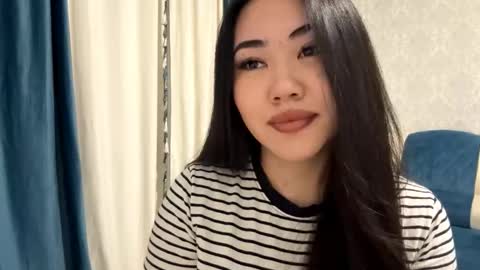 Aypril   online show from November 12, 2025, 12:05 pm