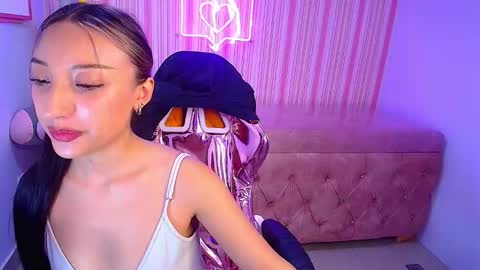 Brandy Gomez online show from October 7, 2025, 4:37 pm