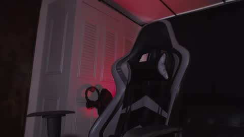 brasi_ online show from October 8, 2025, 3:31 pm