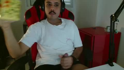 Snapshot of brasilianonca chatting on March 30, 2026, 2:40 pm brasilianonca online show from March 30, 2026, 2:40 pm