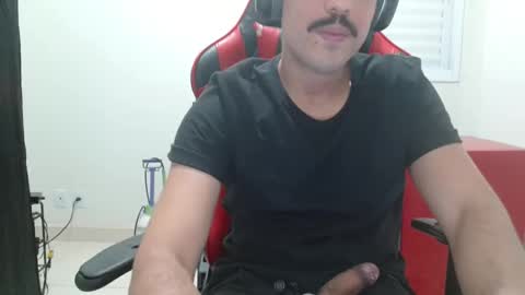 Snapshot of brasilianonca chatting on May 2, 2026, 4:06 am brasilianonca online show from May 2, 2026, 4:06 am