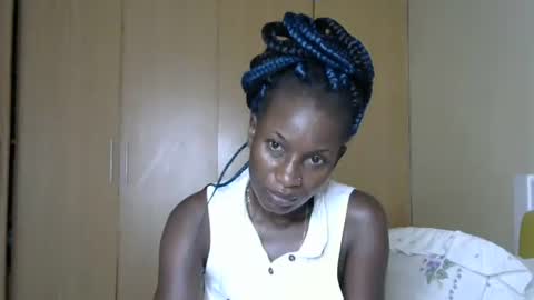 brat_bubble online show from January 5, 2025, 9:15 am