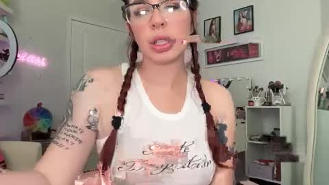 Goddess Samantha online show from May 5, 2026, 9:01 pm