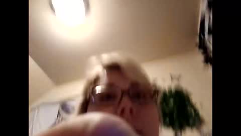 Bratbaby online show from December 7, 2024, 10:34 am
