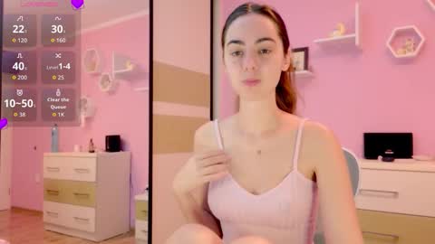 Snapshot of bratty_bun chatting on October 8, 2025, 5:10 pm Annie online show from October 8, 2025, 5:10 pm