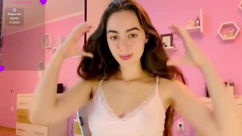 Snapshot of bratty_bun chatting on October 19, 2025, 5:24 pm Annie online show from October 19, 2025, 5:24 pm