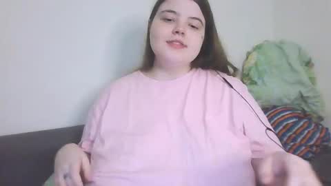 Emma online show from October 5, 2025, 5:22 pm