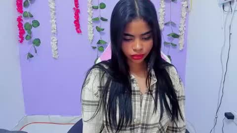 bratz_evans online show from January 14, 2025, 11:42 am