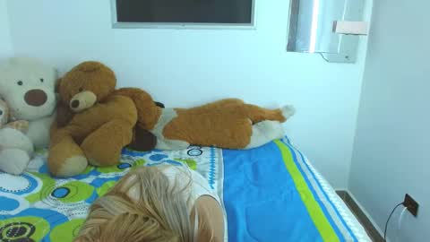 bratz xx118 online show from January 23, 2025, 12:57 am