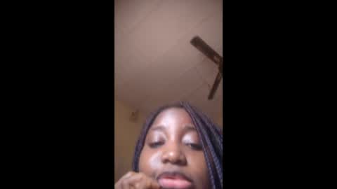 Zara online show from March 25, 2026, 10:21 am