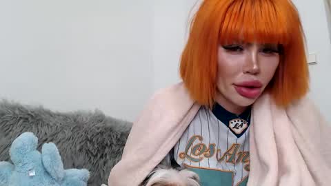 bratzdoll1994 online show from November 3, 2025, 8:21 pm