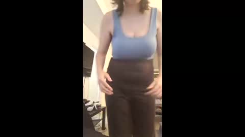 Sexy Fun Ivy  online show from January 31, 2026, 10:30 pm