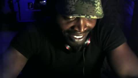 Snapshot of brayan1111x chatting on March 10, 2026, 5:12 am brayan1111x online show from March 10, 2026, 5:12 am