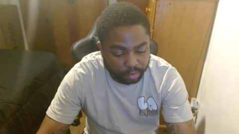 Snapshot of breadw1nnah chatting on September 22, 2025, 3:41 am Breadw1nnah online show from September 22, 2025, 3:41 am