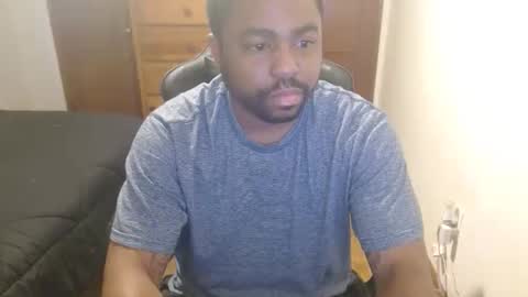 Snapshot of breadw1nnah chatting on October 27, 2025, 2:21 pm Breadw1nnah online show from October 27, 2025, 2:21 pm