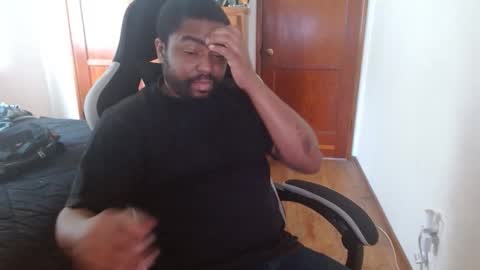 Breadw1nnah online show from November 17, 2025, 10:15 pm