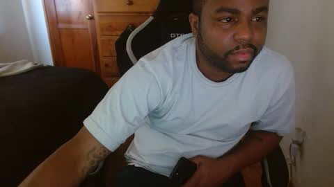 Breadw1nnah online show from November 26, 2025, 11:06 pm