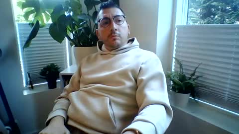 breakingbad84 online show from July 23, 2026, 7:39 am