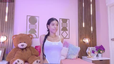 Bree  online show from February 18, 2026, 12:34 pm