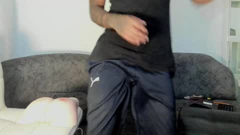 Snapshot of breiner_naughty chatting on January 25, 2025, 1:30 pm Breiner online show from January 25, 2025, 1:30 pm