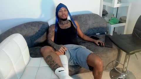 Snapshot of breiner_naughty chatting on February 5, 2025, 5:09 am Breiner online show from February 5, 2025, 5:09 am