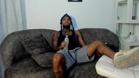 Snapshot of breiner_naughty chatting on February 8, 2025, 6:01 am Breiner online show from February 8, 2025, 6:01 am