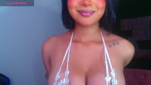 Brendi   online show from February 4, 2025, 1:48 pm