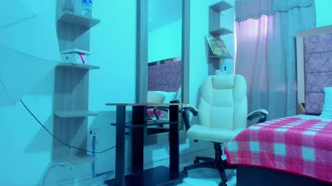 Snapshot of brenda_hotx1 chatting on January 11, 2025, 6:01 pm Brenda online show from January 11, 2025, 6:01 pm