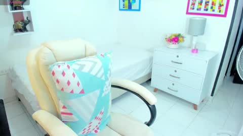 Snapshot of brenda_hotx1 chatting on February 21, 2025, 11:43 pm Brenda online show from February 21, 2025, 11:43 pm
