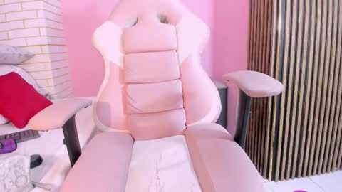 Snapshot of brenda_hotx1 chatting on February 28, 2025, 3:04 pm Brenda online show from February 28, 2025, 3:04 pm